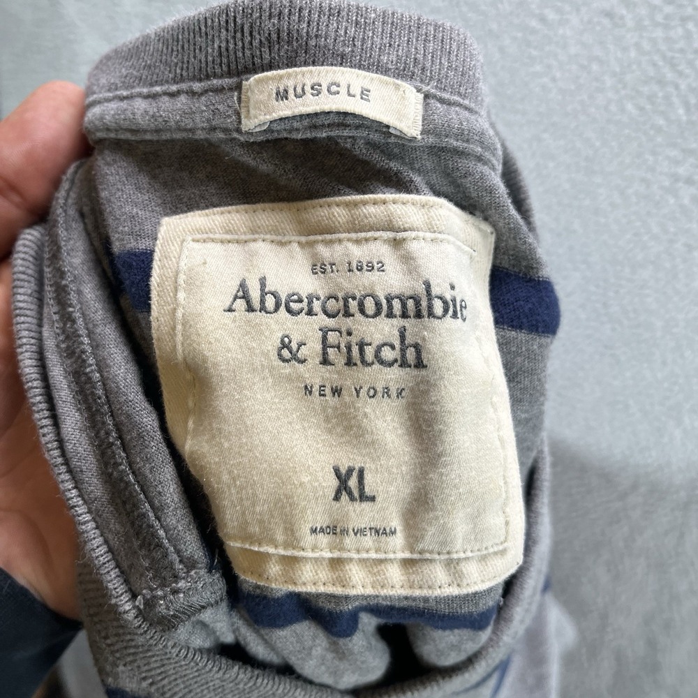 Abercrombie & Fitch Muscle Shirt Mens XL Gray Blue Striped V Neck Y2K - Picture 7 of 8